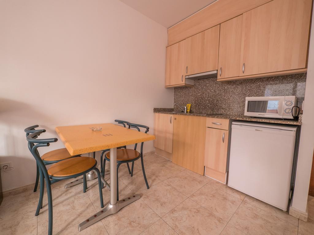 Apartaments Ar Easy Santa Anna II Льорет-де-Мар Екстер'єр фото