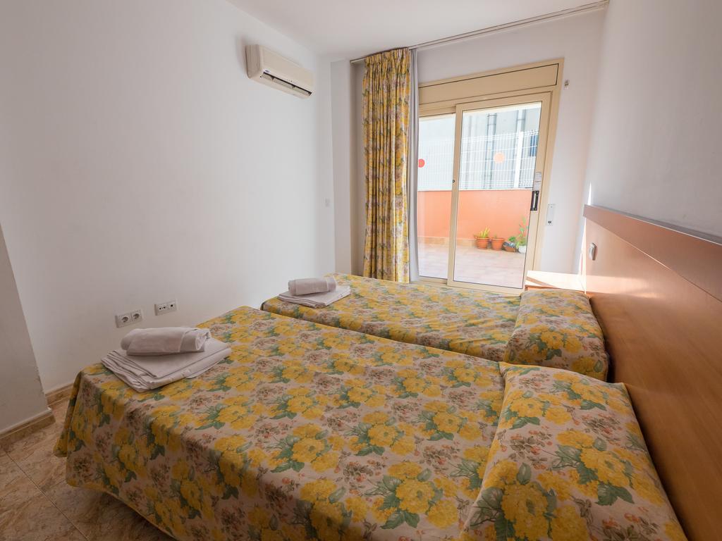 Apartaments Ar Easy Santa Anna II Льорет-де-Мар Екстер'єр фото