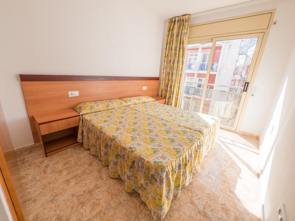 Apartaments Ar Easy Santa Anna II Льорет-де-Мар Екстер'єр фото